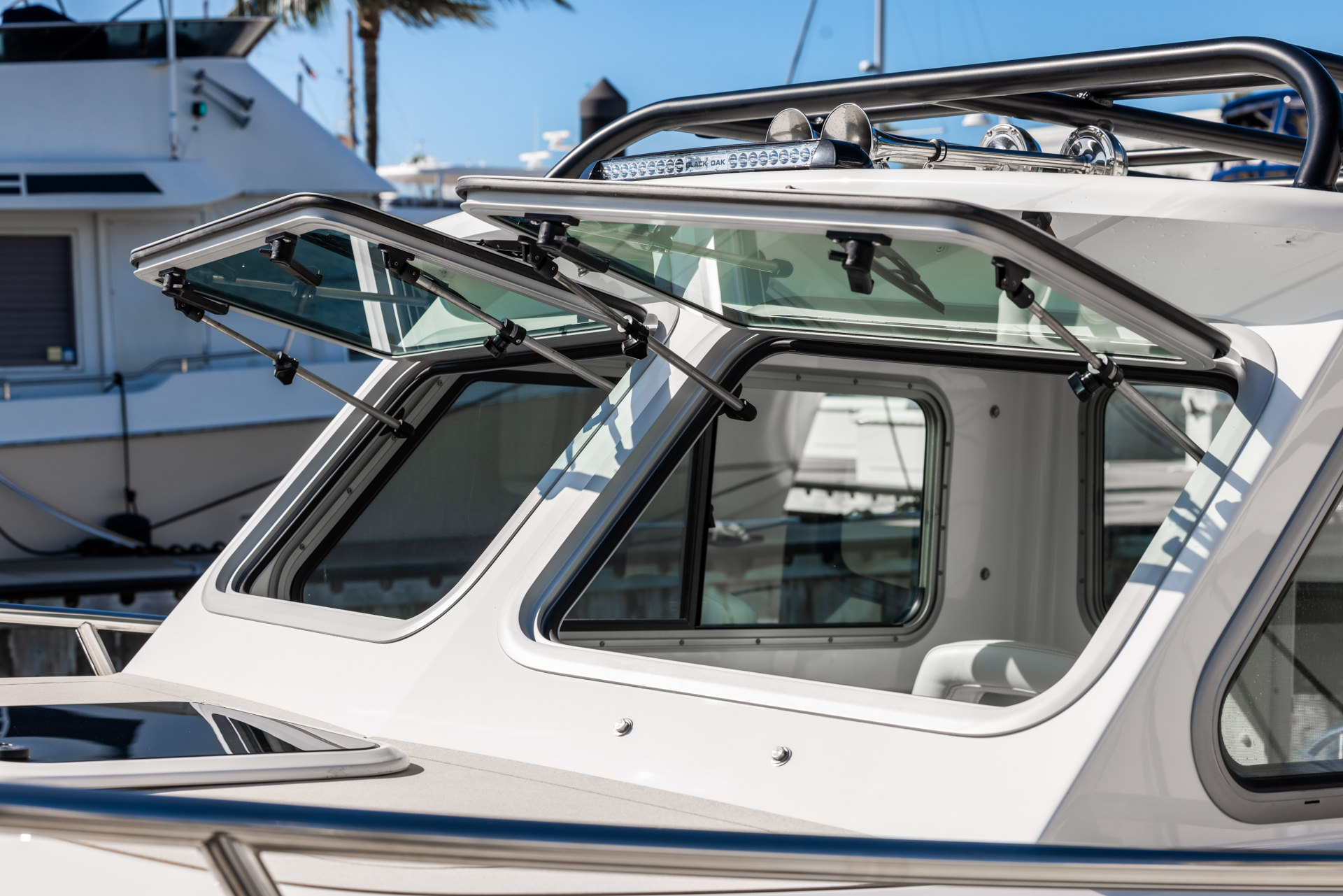 Parker Boats 247 Explorer Interior 03