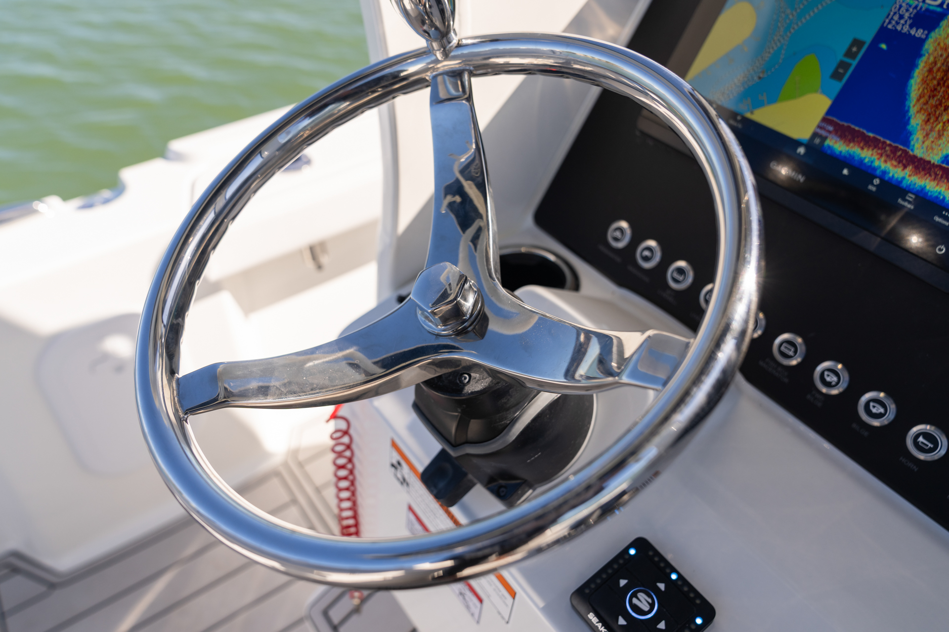 Parker Boats 254 Fathom Interior 28