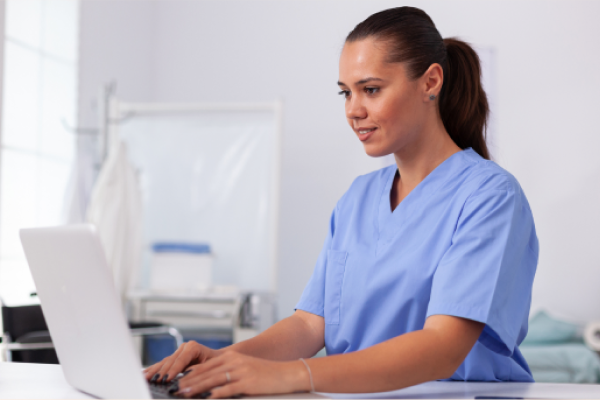 5 reasons top employers invest in high-touch virtual care